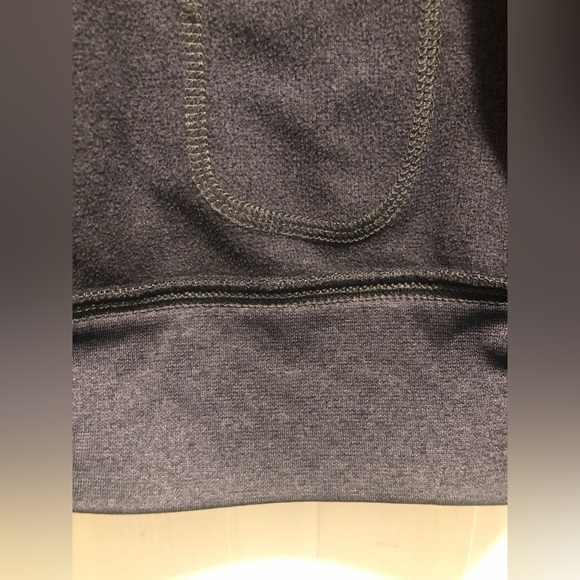 Women’s North Face Hoodie Size Large - Picture 6 of 6